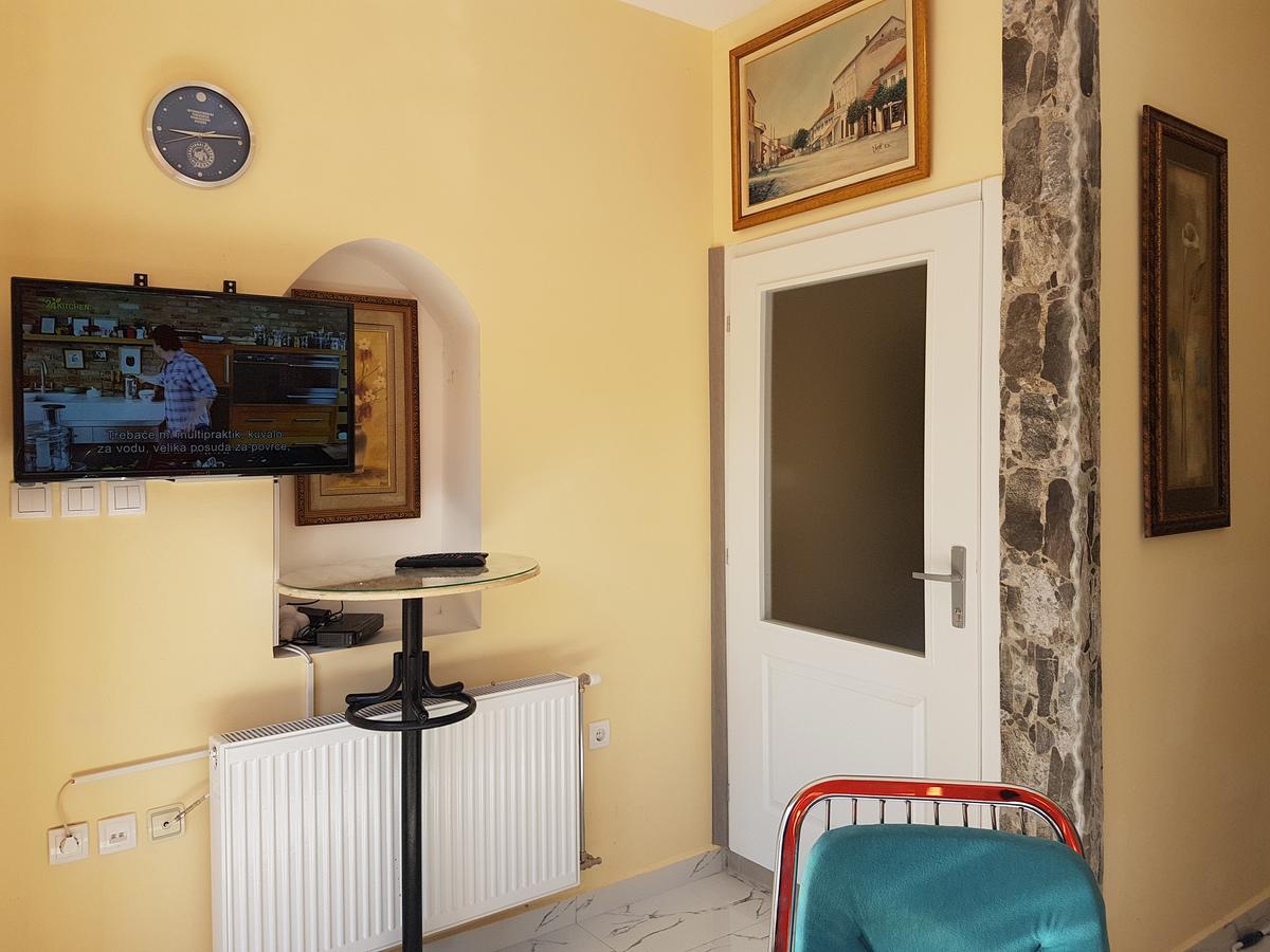 Hostel Beko Valjevo Exteriör bild