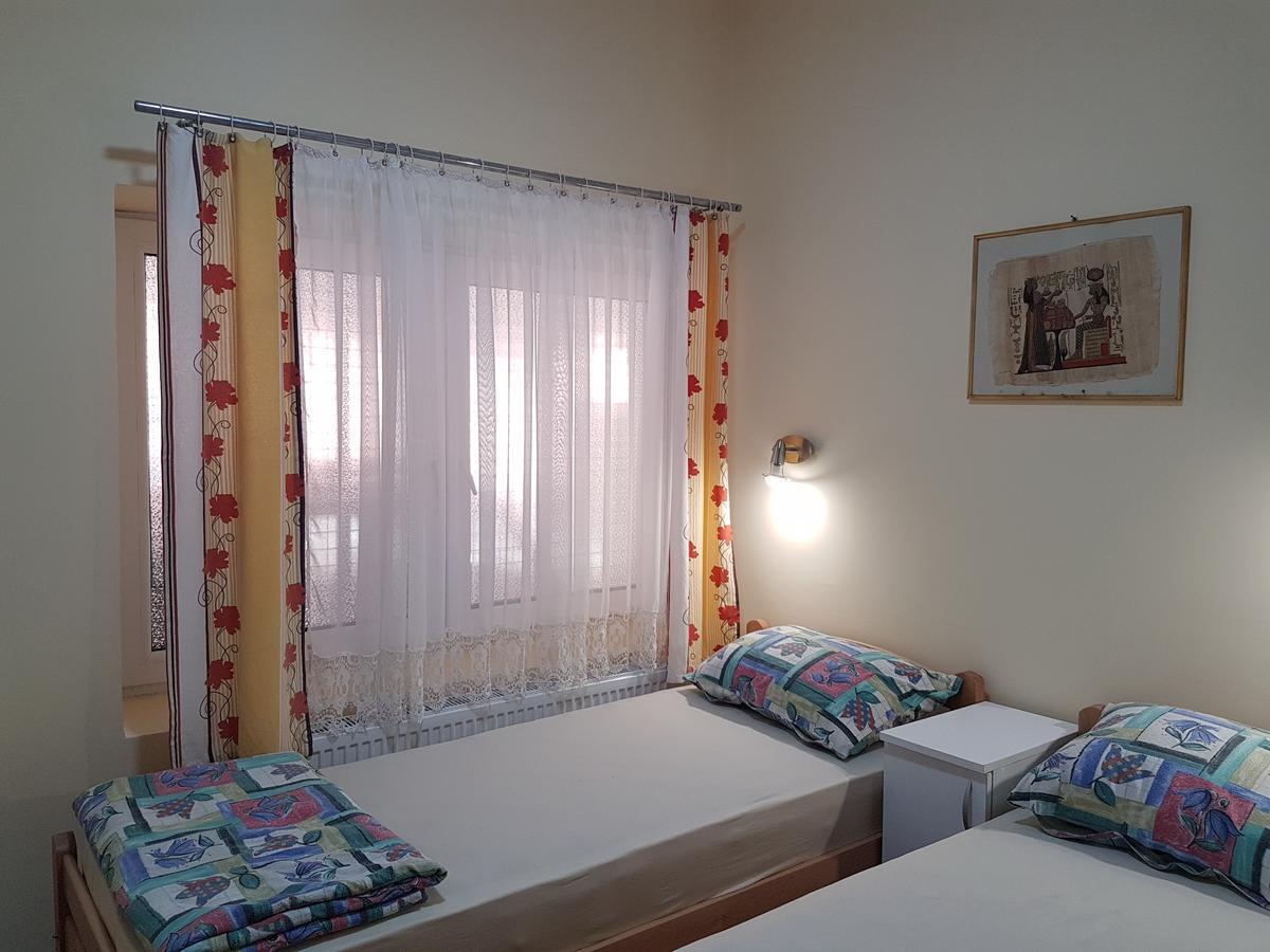 Hostel Beko Valjevo Exteriör bild