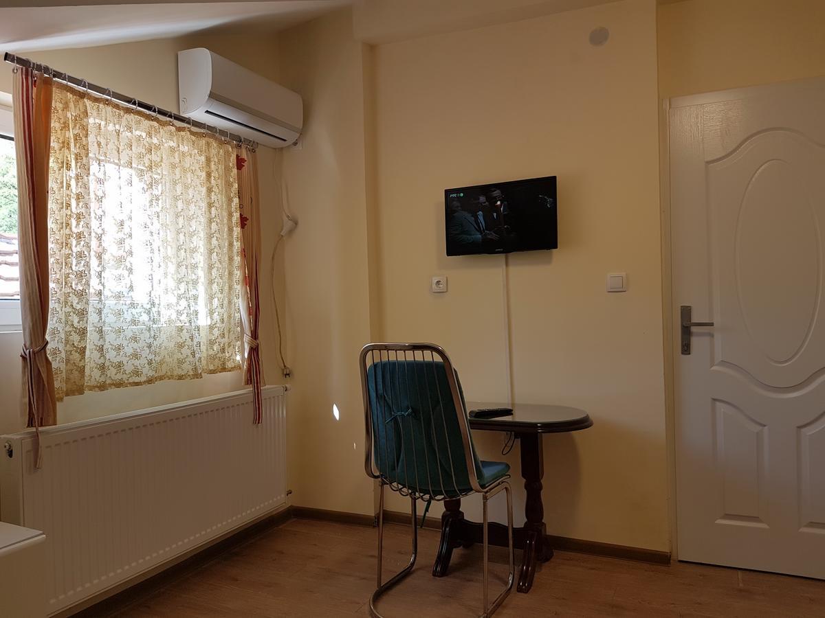 Hostel Beko Valjevo Exteriör bild