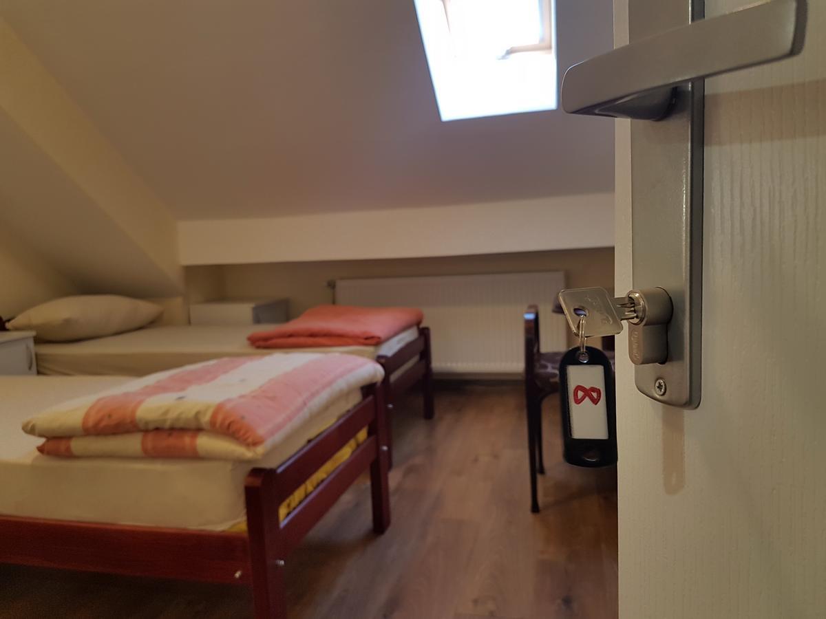Hostel Beko Valjevo Rum bild