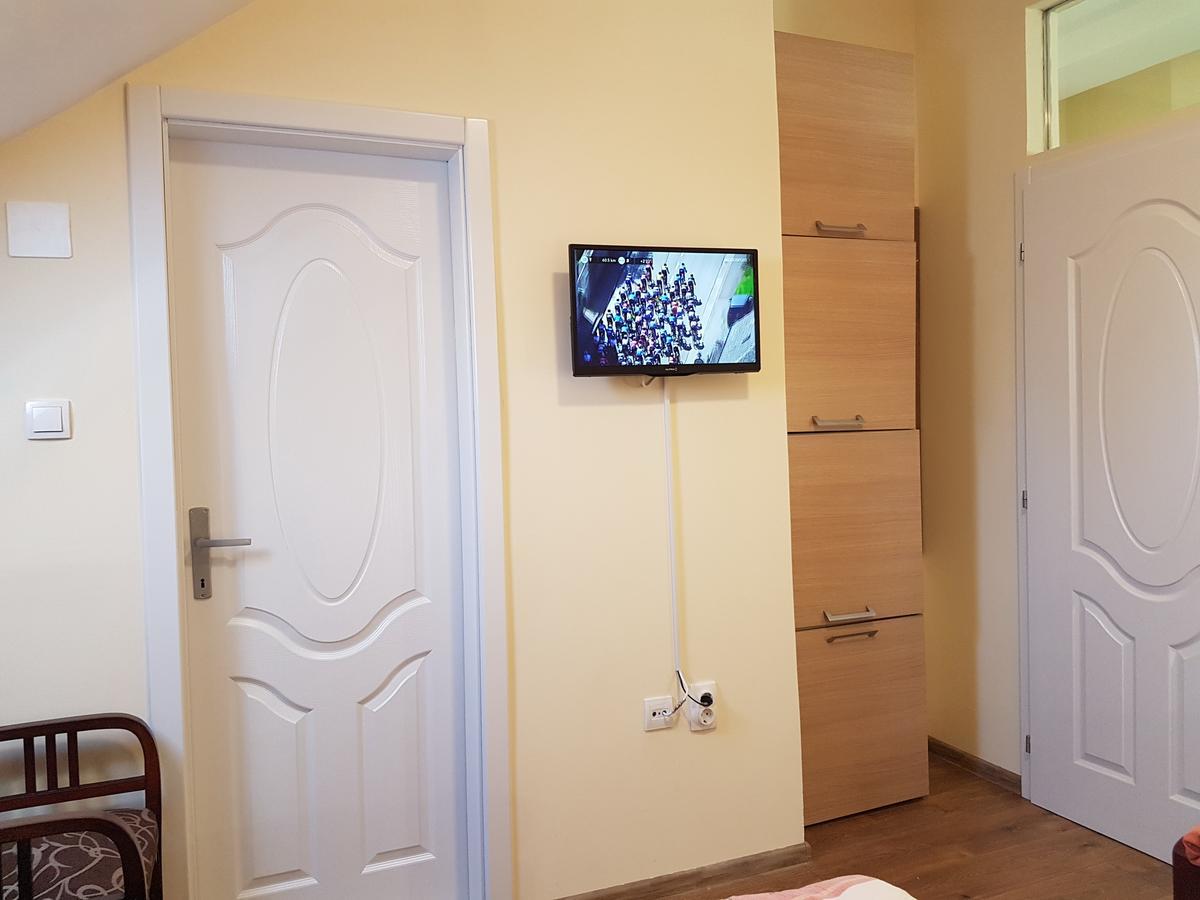 Hostel Beko Valjevo Exteriör bild